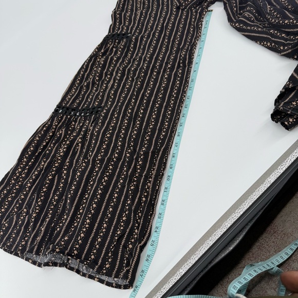 Black and Tan Wide Leg Pants with Crochet Inset - Picture 8 of 9